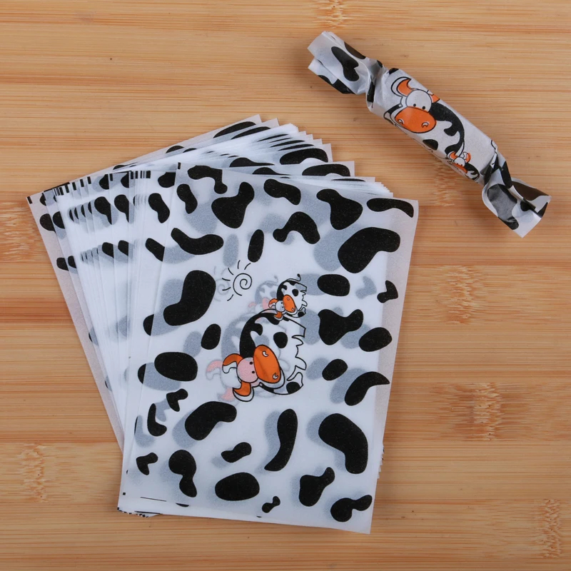 Aq 500 Pz/Lotto Nero Bianco Latte Mucca Fleck Regalo Caramelle Torsione Carta Cerata Festa Fatta In Casa Cottura Zucchero Torrone Carta Da Imballaggio