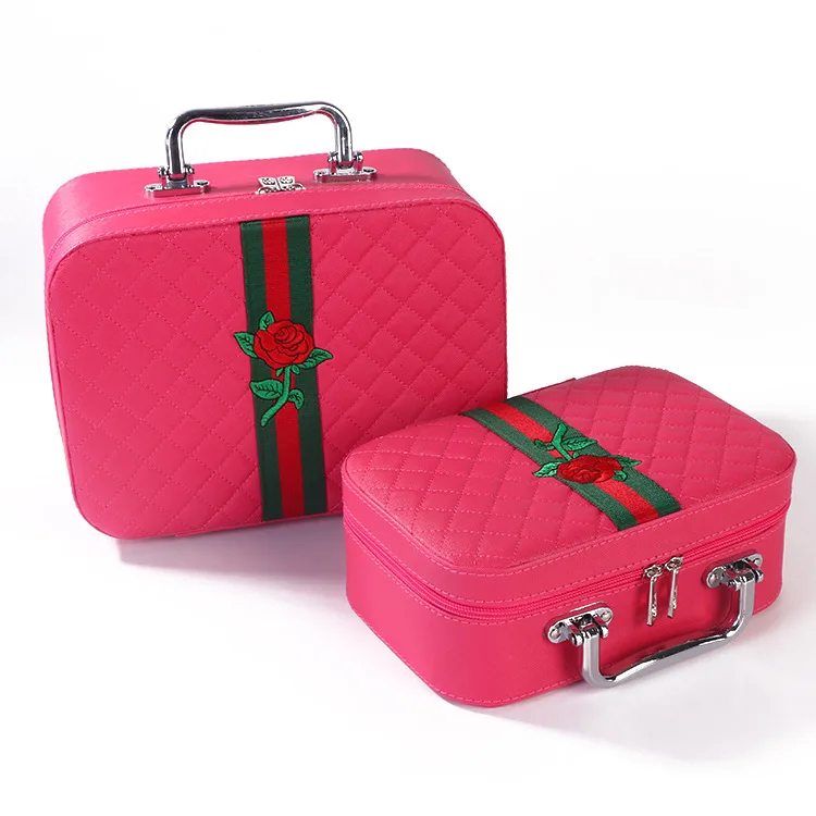 

The new Korean version of embroidery travel portable cosmetic case set of two large capacity cosmetic storage bag wash bag