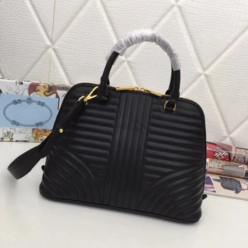 

free shipping 2020 the new style popular in Europe and America genuine cow leather women handbag one shoulder bag crossbody bag