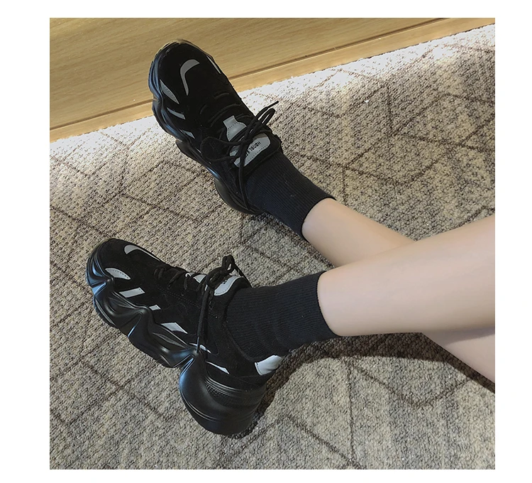 Size 35-51 Nice New Vulcanized Shoes Woman Flat Heels Autumn WoMen Leisure Wild Sneakers Lace Up Ladies Luminous Footwear