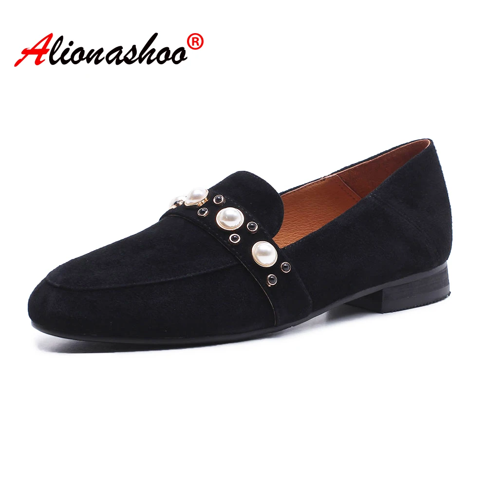 

Women Genuine Leather Loafers Flats Pearl Rivets Slip-on Women Casual Shoes Chaussures femme Round Toe Leisure Shoes Black