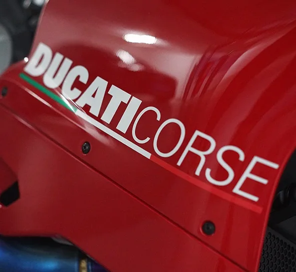 2 шт. автомобиль для укладки волос виниловые наклейки в виде Фотообоев c