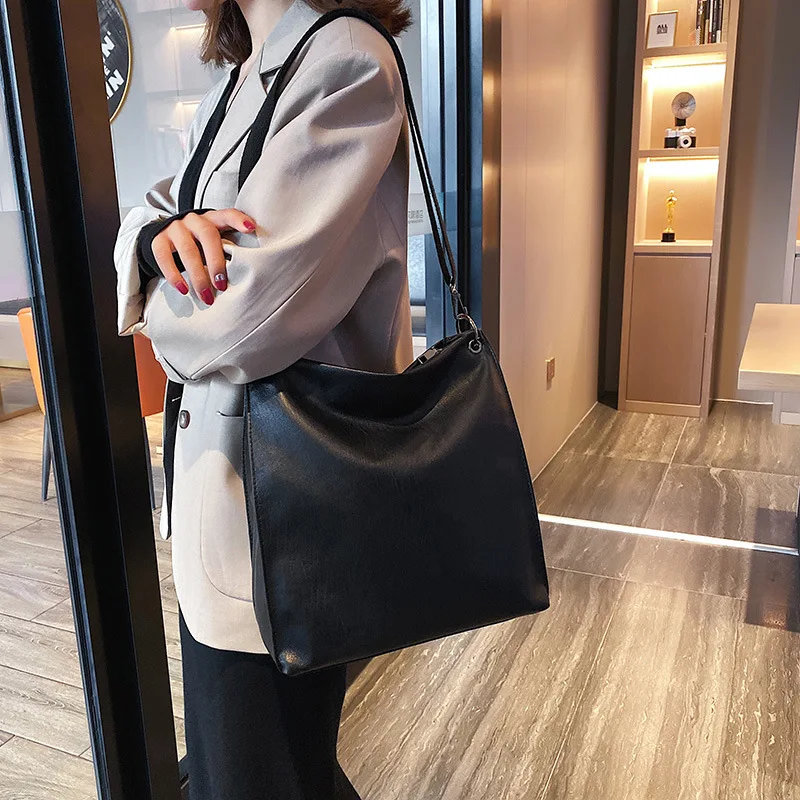 

2019 Autumn New Style Korean-style Versatile Wide-Strap Shoulder Large Bag Casual Fashion Textured Simple Large Capacity Shoulde