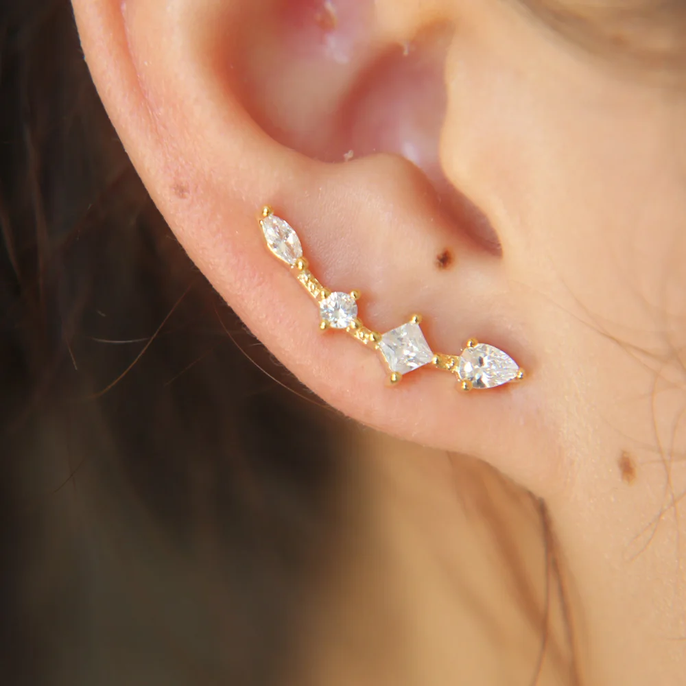 Длинные серьги гвоздики с фианитом золотистые подвеской|designer earrings|earrings designerearrings