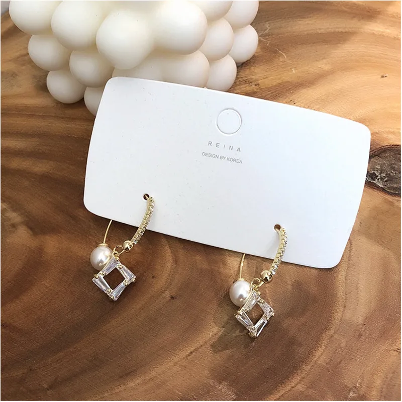 

Korea Square Micro-inlaid Crystal Zircon Ear Baroque Ring Pearl Earrings Female Earrings Prevent allergy Dating Jewelry