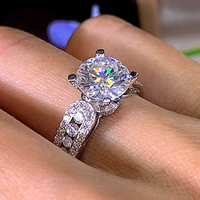 How to Clean Cubic Zirconia Rings and Jewelry