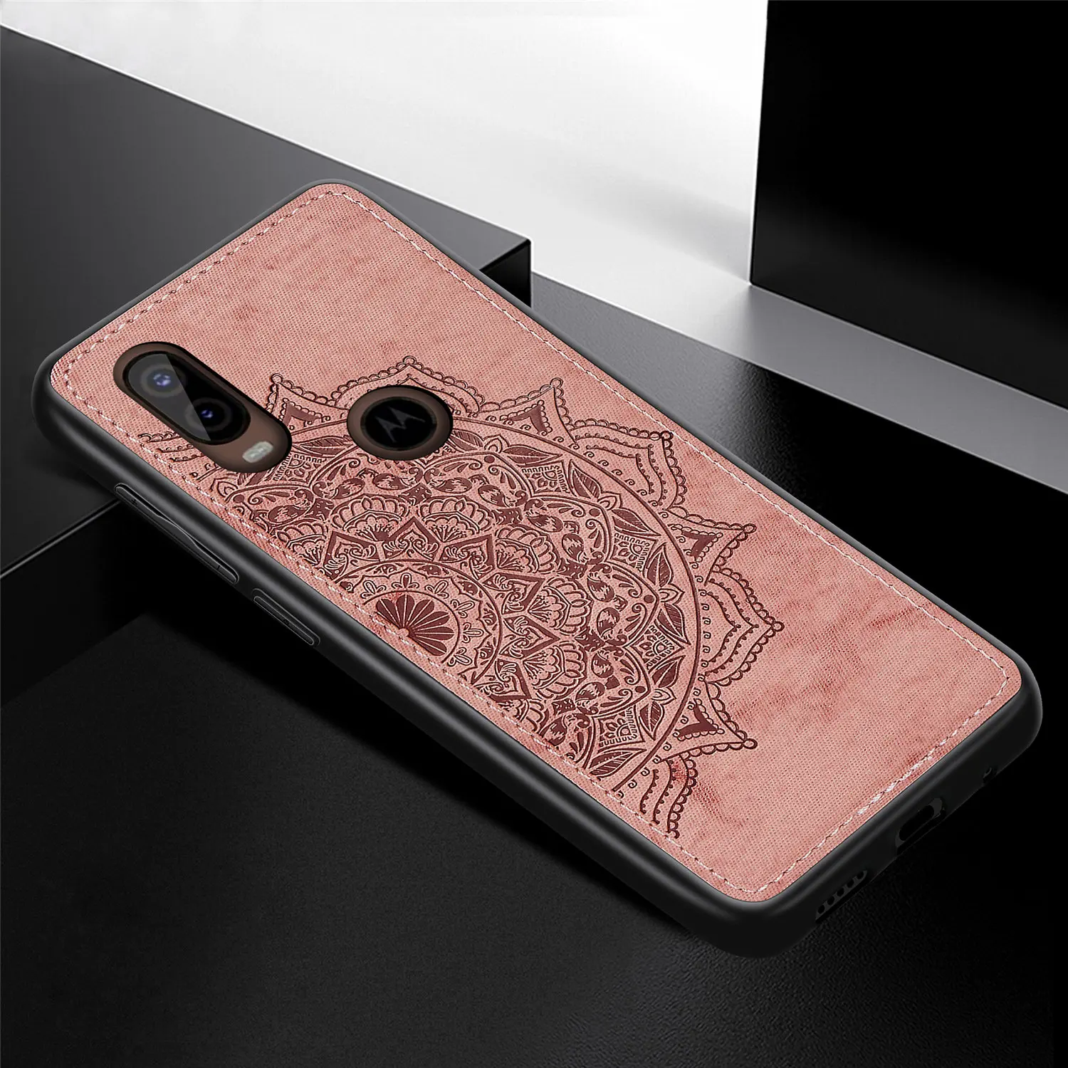 Для Moto One Vision чехол для Moto P40 чехол для Motorola Moto One Vision бампер окрашенный 3D тиснение матовая задняя крышка - Цвет: Pink