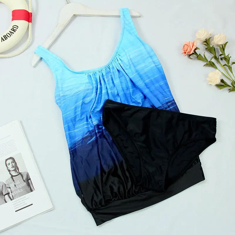 15571179947_1911159860