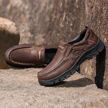 

New 2019 Men Casual Genuine Leather Shoes Slip On Lazy Single Shoes Man Loafers Business Office Work Shoes For Male