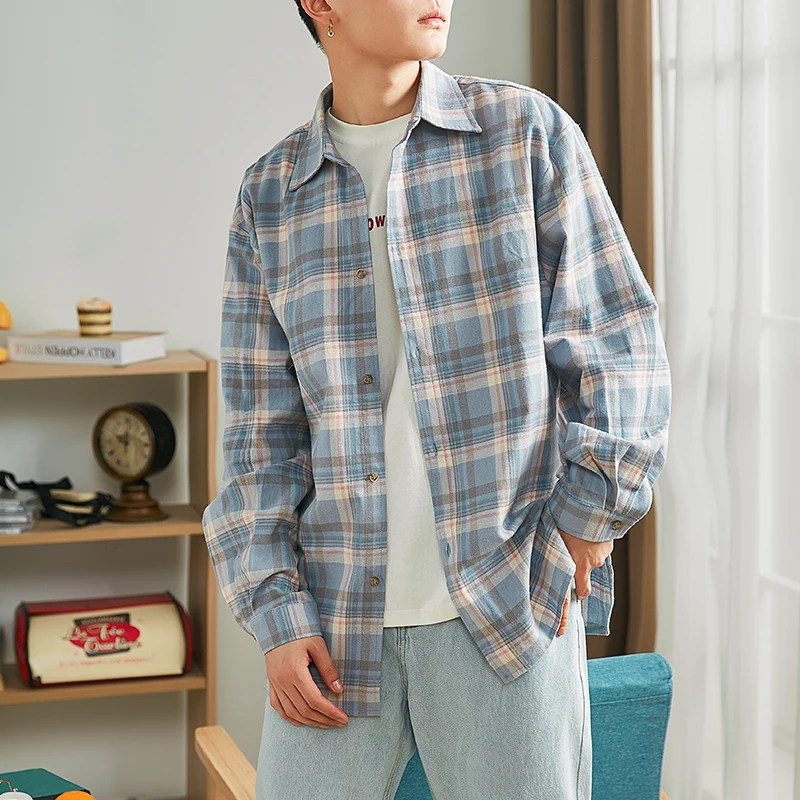 

Plaid Casual Button Men Shirt Blue Fashion Loose Shirt Men Simple Long Sleeve Vintage Student Men Clothing Autumn Spring MM60NCS