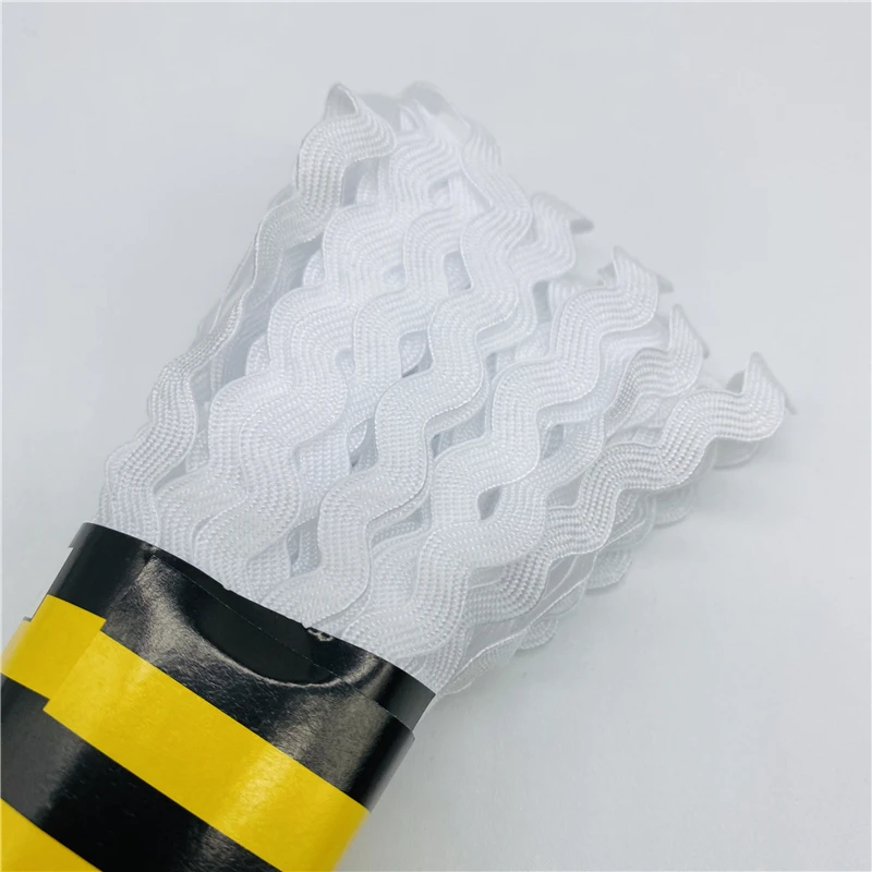 Polyester Ribbon Ribbon Decoration Ribbon Supplies Christmas Ribbon 15yards/Lot 6mm Zig Zag Ribbons Polyester Ribbon DIY Handmade Material for Wedding Party Christmas Decor Bow Ribbon