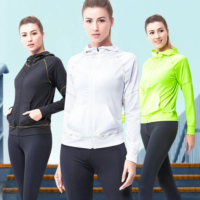 Женские спортивные куртки с капюшоном, костюм для фитнеса, беговые костюмы на молнии, дышащая куртка с длинным рукавом для йоги, весенняя и осенняя короткая куртка