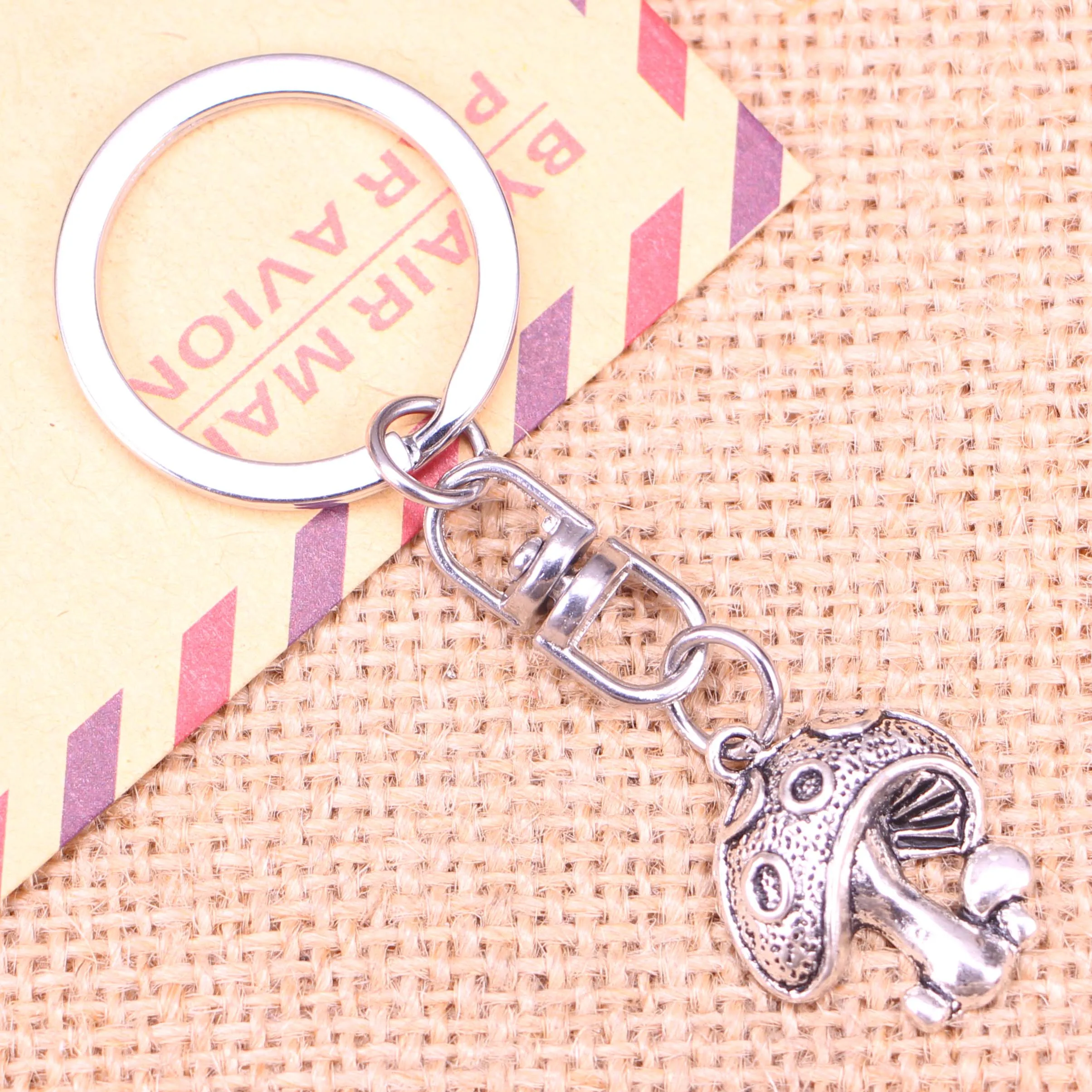 New Fashion Keychain 22x18mm mushroom Pendants DIY Men Jewelry Car Key Chain Ring Holder Souvenir For Gift | Украшения и