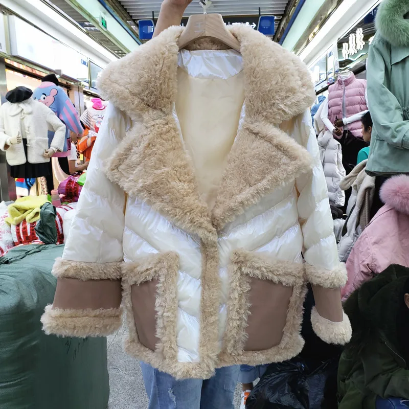 Зимняя куртка с имитацией шерсти ягненка, яркая куртка с хлопковой подкладкой, женская утепленная куртка с большим меховым воротником, хлопковое пальто для женщин