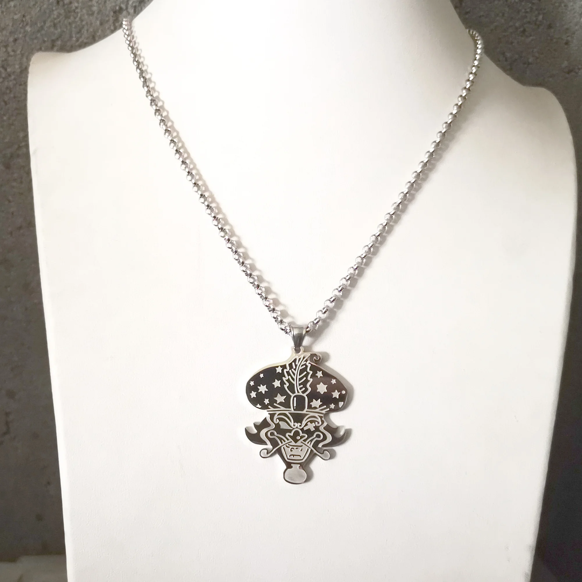 2 inches Tall With 4mm 24 inch Rolo Chain Stainless Steel Necklace Icp Insane Clown Posse Twiztid Hallowicked Rare Charms Pendan 6