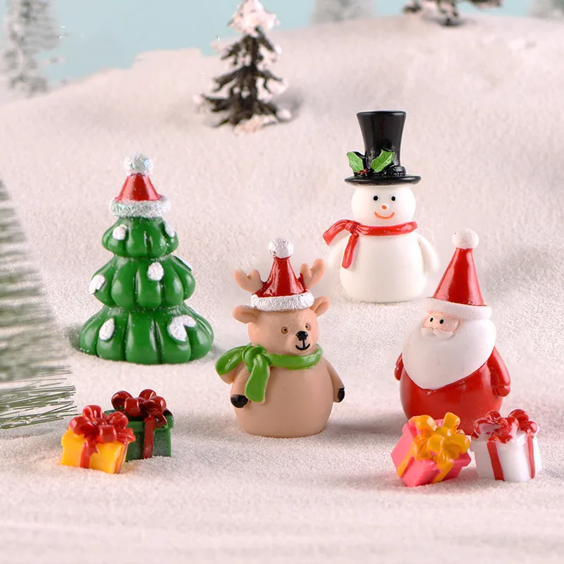 

Various Christmas Santa Snowman Models Cartoon Anime Figure Micro Landscape Decoration Ornamnet DIY Keychain Pendant Figma Gifts