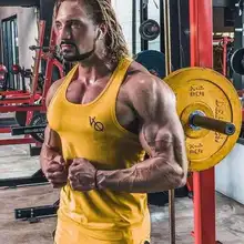 Новинка года. Летняя мужская майка в европейском и американском стиле. Майка без рукавов