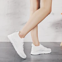 Мужские и женские кроссовки из сетчатого материала с дышащей мягкой плоской подошвой; сезон осень