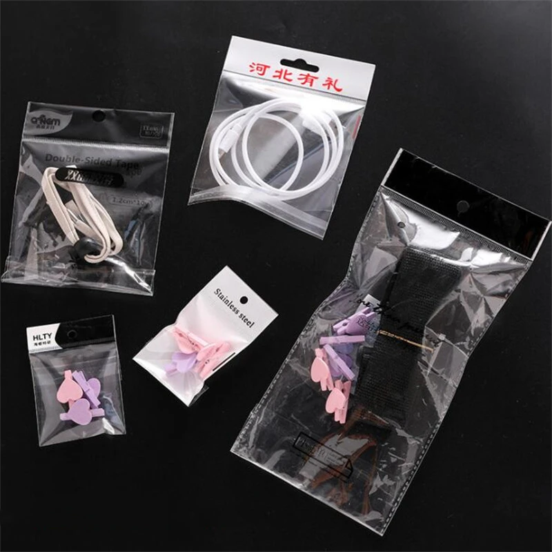 Sacchetto Di Plastica Autosigillante Trasparente Con Chiusura A Adesiva Su Un Parapetto Vettoriale Realistico Violoncello Image273265164