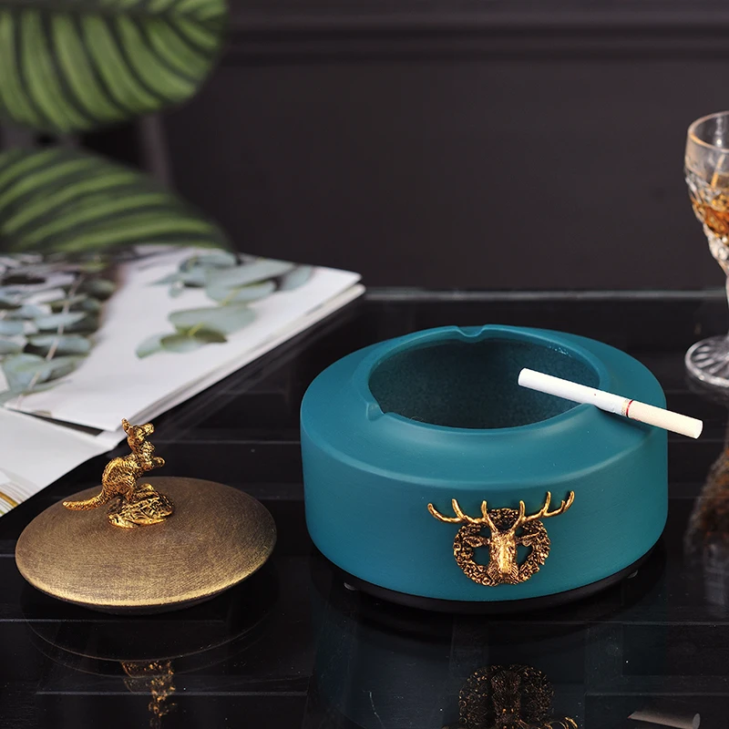 New Arrival Fashion Luxury Ceramic Ashtray Creative Personality Smoking Portable Trend Ashtray Ornament