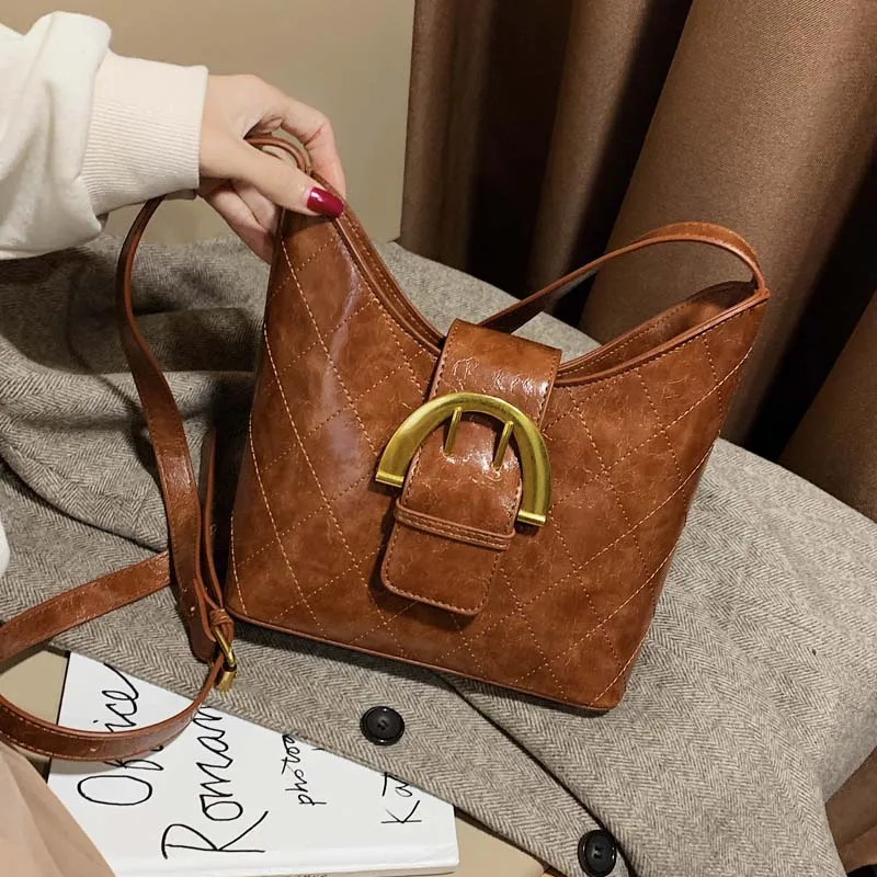 

Luxury Designer Retro Hobo Shoulder Crossbody Bags for Women 2020 High Quality Fashion Ladies Messenger Bag Female Purses