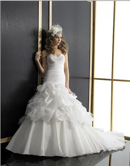 

2016 Real Wrap free Shipping New Design Elegant Beaded with Feathers Plus Size Handmade Sweetheat Wedding Dresses Bridal Gowns
