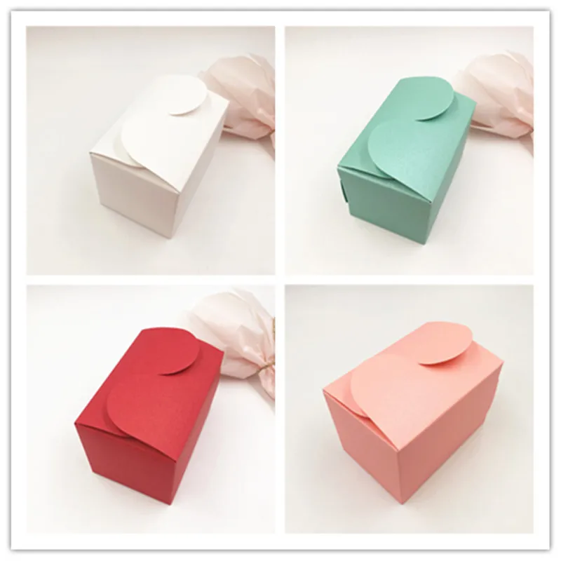 

24Pcs/Lot Sweet Bright Color Styles Kraft Paper Candy Gifts Box 9x6x6cm Packing For Favor Valentine`s Day Souvenir Cup Moon Cake