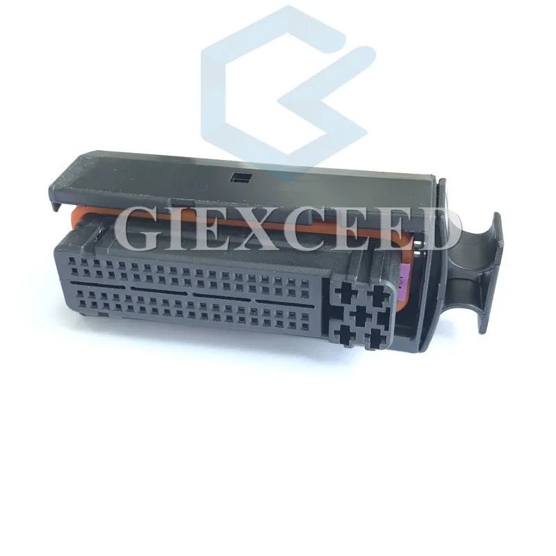 81 핀 VW ECU 자동차 Tyco 커넥터 368376-1 전기 자동 배선 플러그 1J0906385C 1J0 906 385C