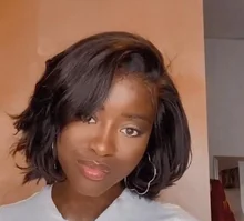 Bob corto peluca del pelo humano del frente del cordón pelucas con minimechones brasileño ondulado sin costuras Bob pelucas para mujeres cierre 4x4 peluca Pre arrancado