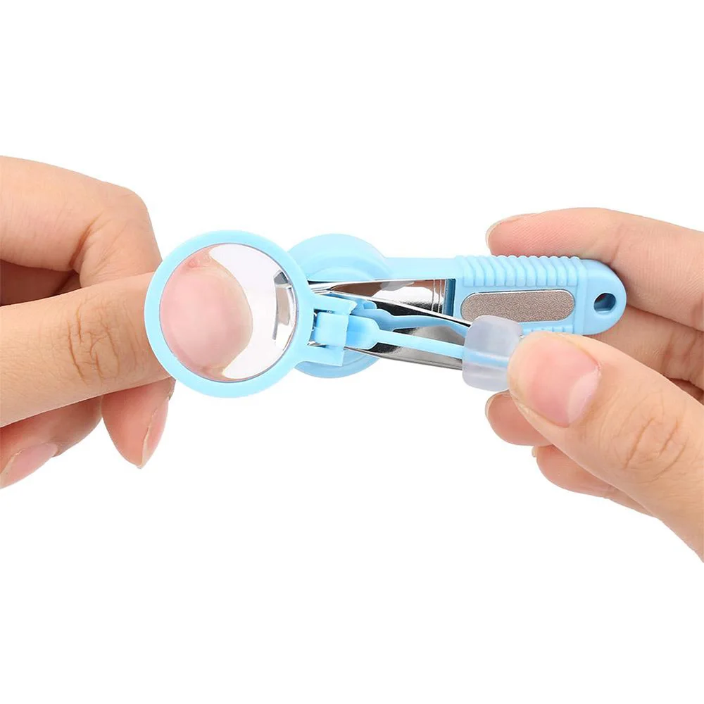 baby nail cutter with magnifying glass