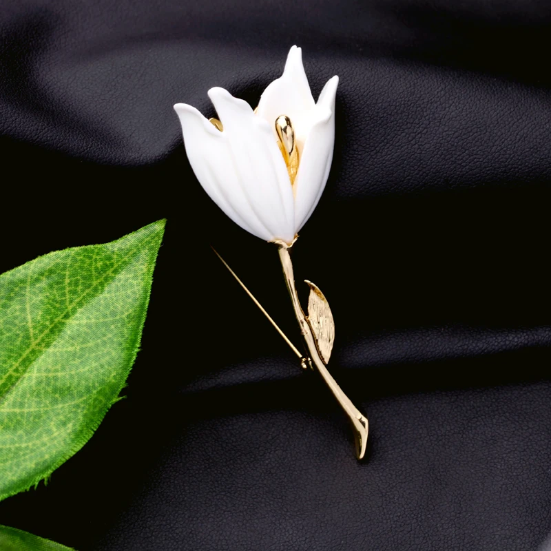 Женская акриловая брошь в форме цветка простой дизайн Ювелирное Украшение |