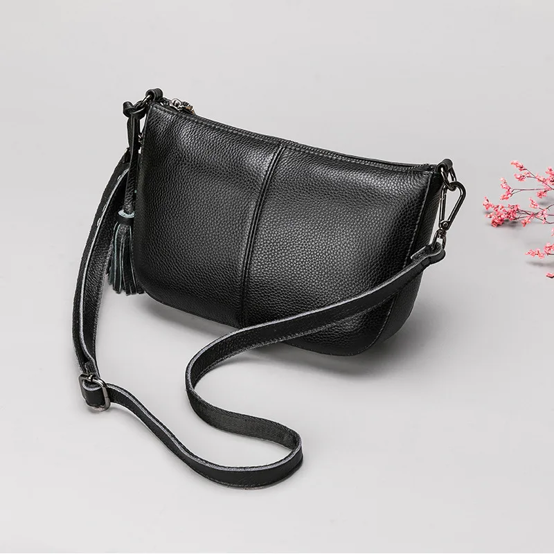 

Mom Genuine Leather Female 2020 Joker Slung Single Shoulder Small Baotou Layer Cowhide Lady Bag 0413