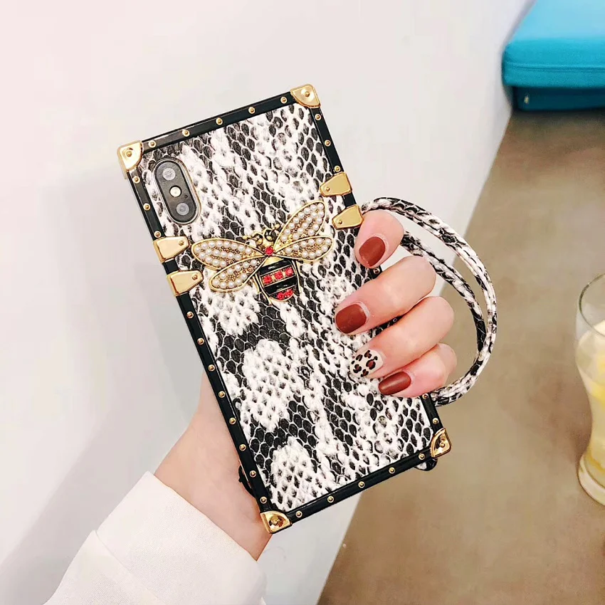 Square Case For iphone 11 Pro Max Luxury brand bee Phone Case For iphone X8 8plus 6 6S 7 7Plus X XS Max XR Snake Skin Cover (3)
