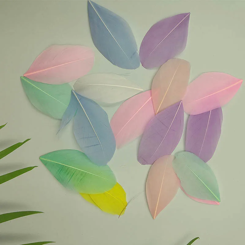 

50PCS/lot Goose Feathers 4-8cm Goose Feather stage Plumes Feathers Washed Goose Down Fluffy Plume For DIY Jewelry Craft Making