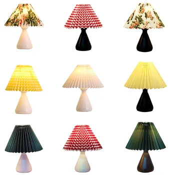 

Modern Hundred Pleats Iron Base Linen Table Lamp Bedroom Study Living Room Coffee Shop Restaurant Bedside Art Indoor Desk Lamps