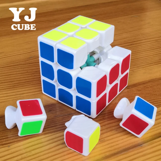 Cubo Mágico 3x3 Preto Adesivado (YJ8358)