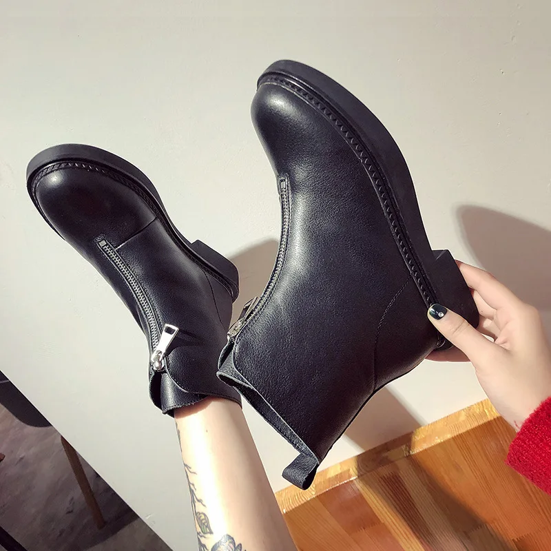 All-match Tide White England Short Boots Women's Boots Boots 2019 Handsome Boots