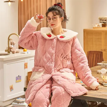 

2020 Sleepwear Pink Strawberry Pajamas Flannel Thickened Women's Pyjamas 3 Layers Folder Cotton Keep Warm Femme Homewear Nighty