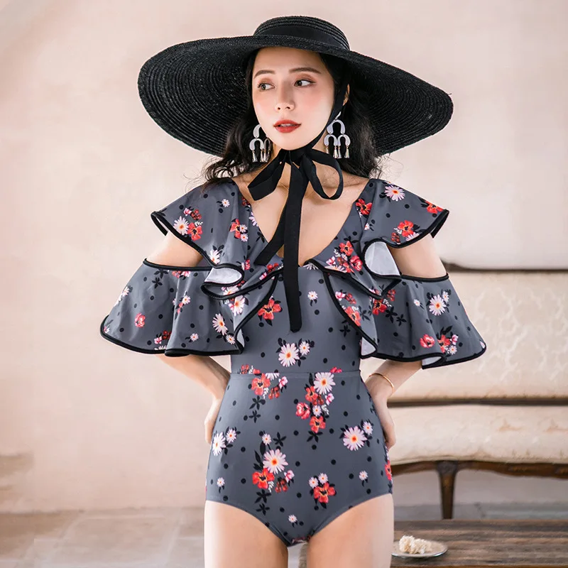 

Closed Swimsuit One Piece Swiming Suit Women Swimsuits For Womens Swim Wear 2020 New Smart Sexy Leaf Covering Flower Polyester