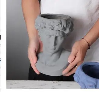 

EUROPEAN CERAMIC ART PORTRAIT DAVID SCULPTURE SUCCULENT GREEN DILL HEAD CERAMIC FLOWER POT HALF BODY VASES FLOWERS HOME DECOR