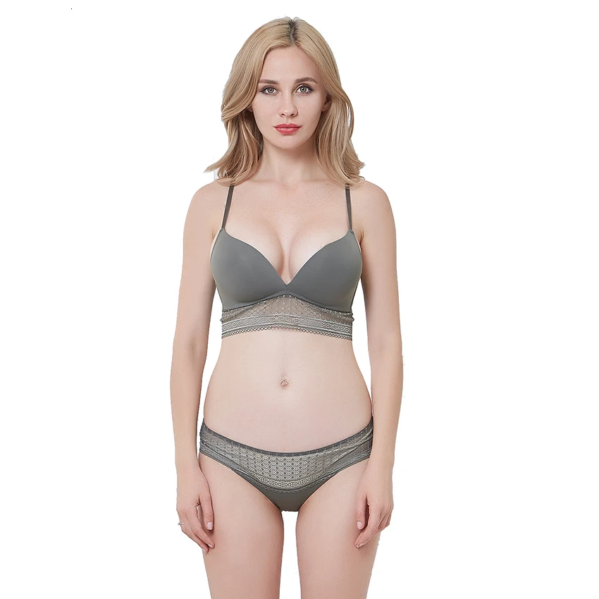 Smooth Soft Thin Cup Wireless Bra With Lace Set Underwear Women Lightly Lined Bra and Panties Set Brassieres