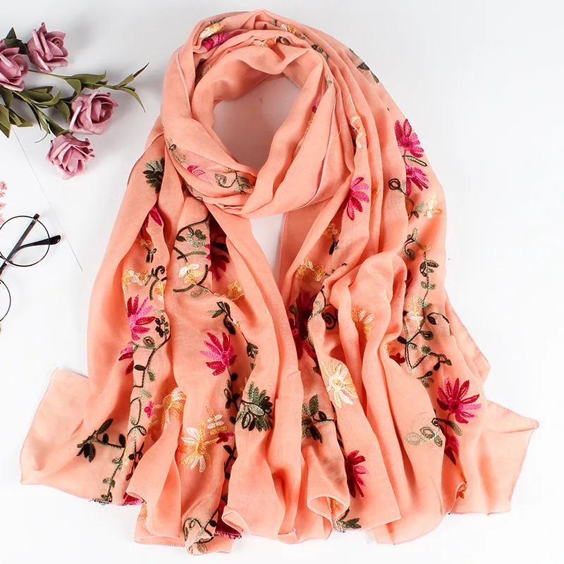 Женский вышитый большой шарф шаль осенний и зимний солнцезащитный пляжный