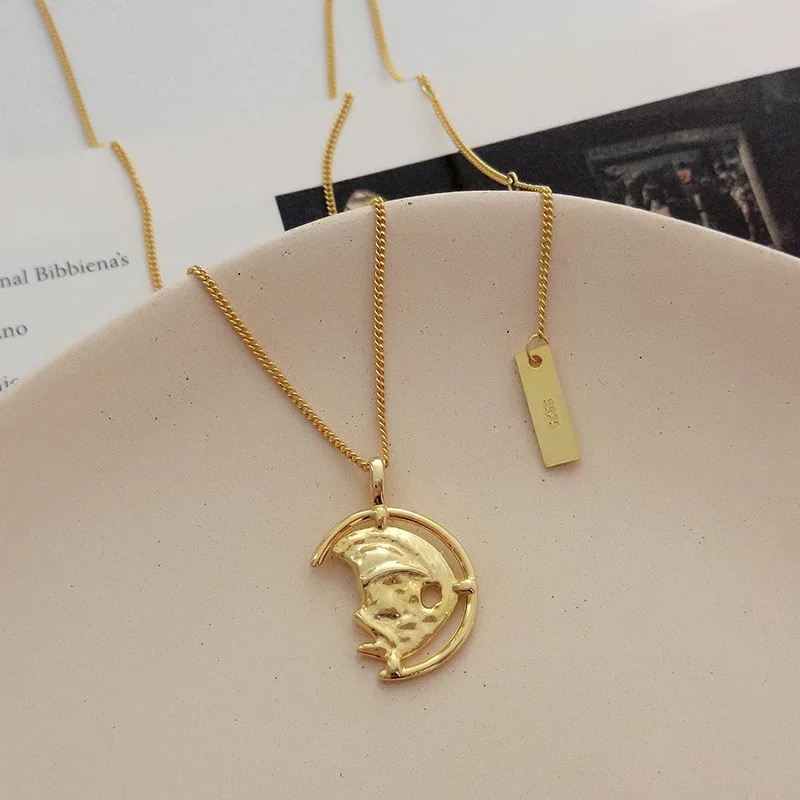 

Far Vatican Origional Accessories Customizable S925 Fine Silver Creative Design Figure Choker Women's Western Style Semi-Face Ne