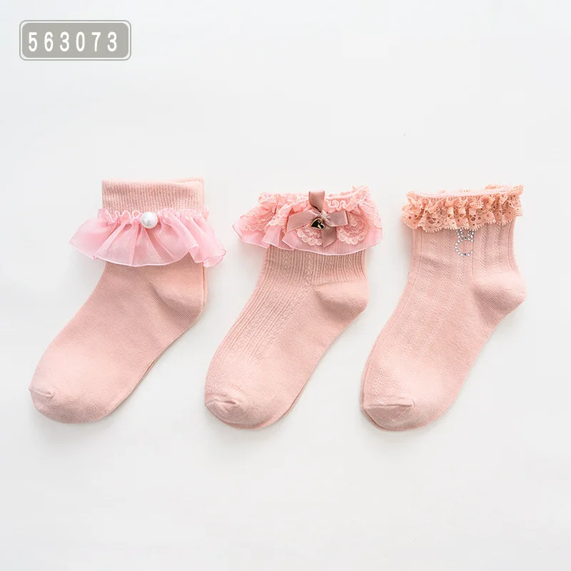 pink Caramella/3 пары модных коротких детских носков носки для девочек с кружевным рантом и стразами Детские Чулочные изделия принцессы с золотым металлическим сердцем и жемчугом - Цвет: pink