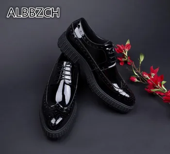 

Brogue Patent Leather Casual Men Shoes Thick Sole Heighten Men's Business Oxford Shoes Man Leisure Party Dress Shoes Size 38-44
