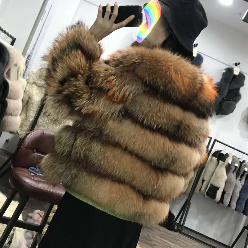 НОВЫЕ куртки из натурального меха, Женское пальто из натурального меха енота