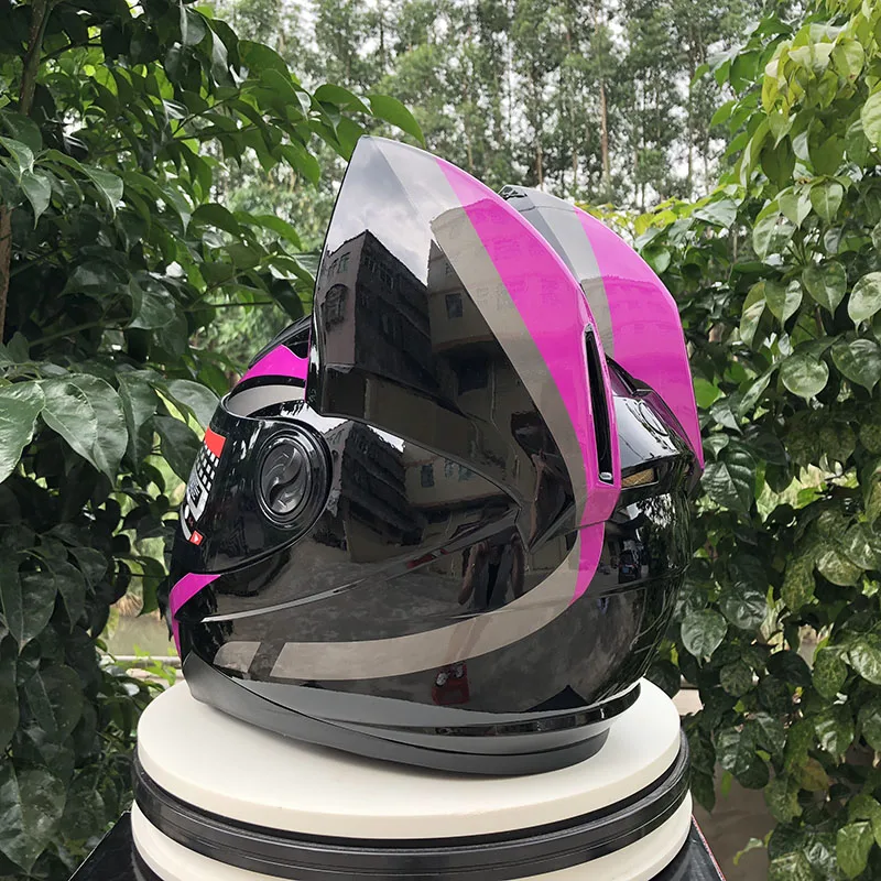 Capacete de motocicleta Wangbadan com orelha de gato, masculino e feminino,  capacete de rosto inteiro de gato bonito, padrão de certificação  DOT/FMVSS-218, adequado para todas as estações, preto, M