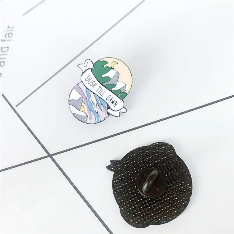 10870856815_1964286240