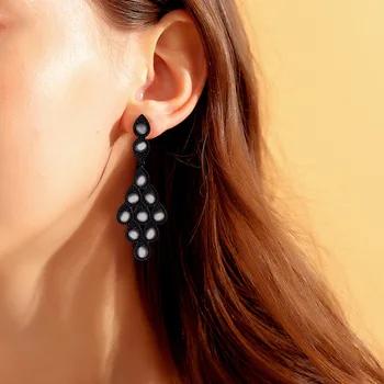 

2020 New Trendy Creative Transparent Crystal Pin Earrings for Women Black Water Drop Clip Earrings Female Jewelry Accessories