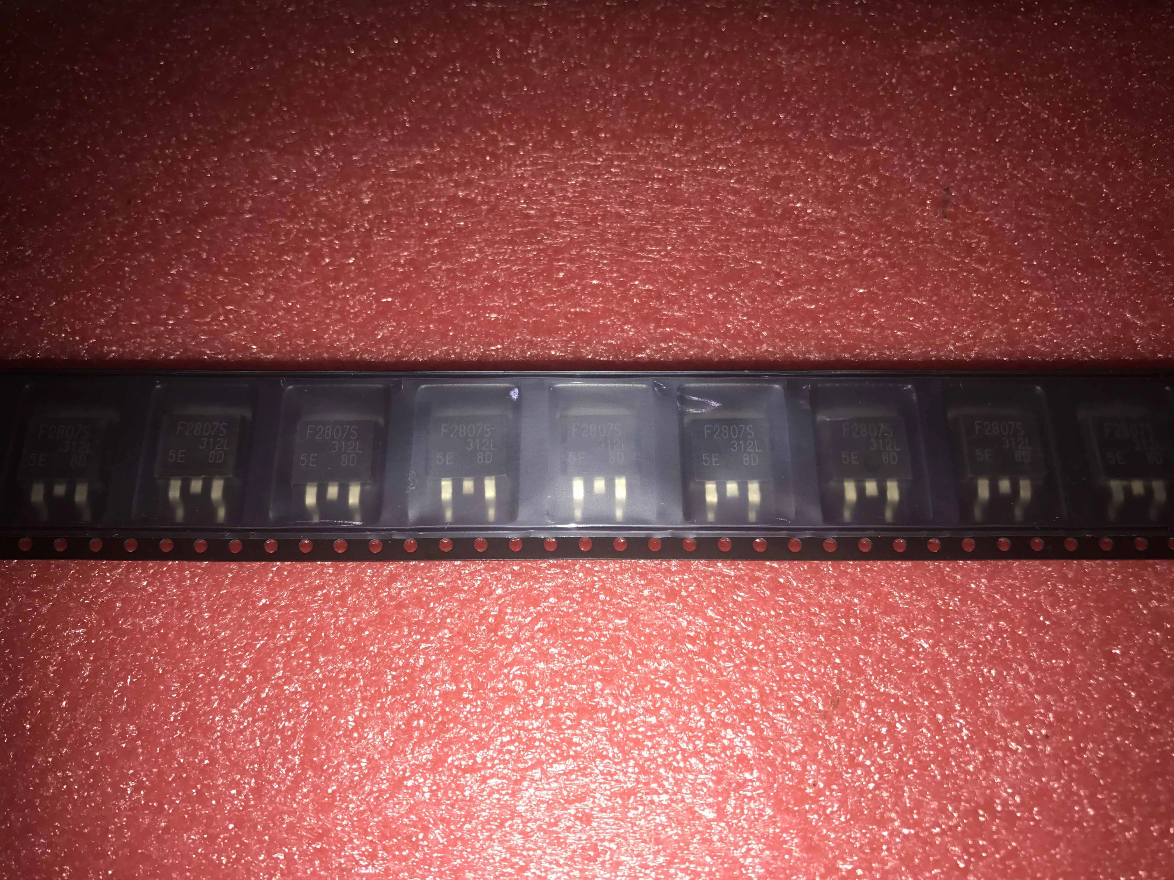 10 шт. IRF2807SPBF IRF2807S F2807S F2807 82A 75В 13Ohm|Реле| |
